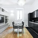 Easylife - Monolocale In Sant\'Ambrogio