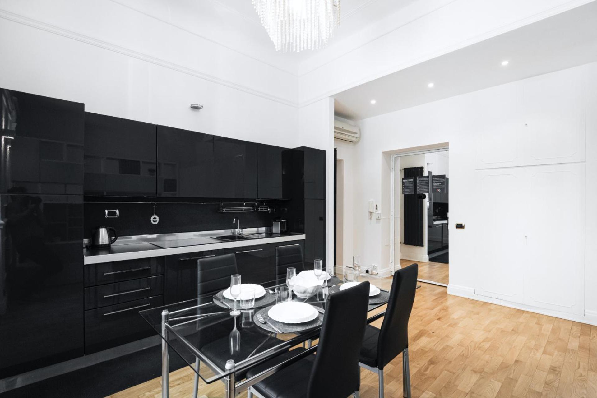Easylife - Monolocale In Sant'ambrogio * Milan